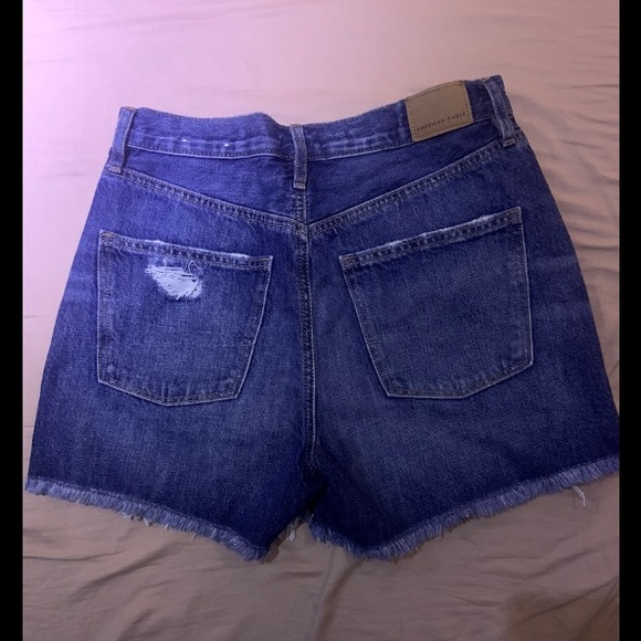 AE 90s Boyfriend Short size 4 - Picture 2 of 3
